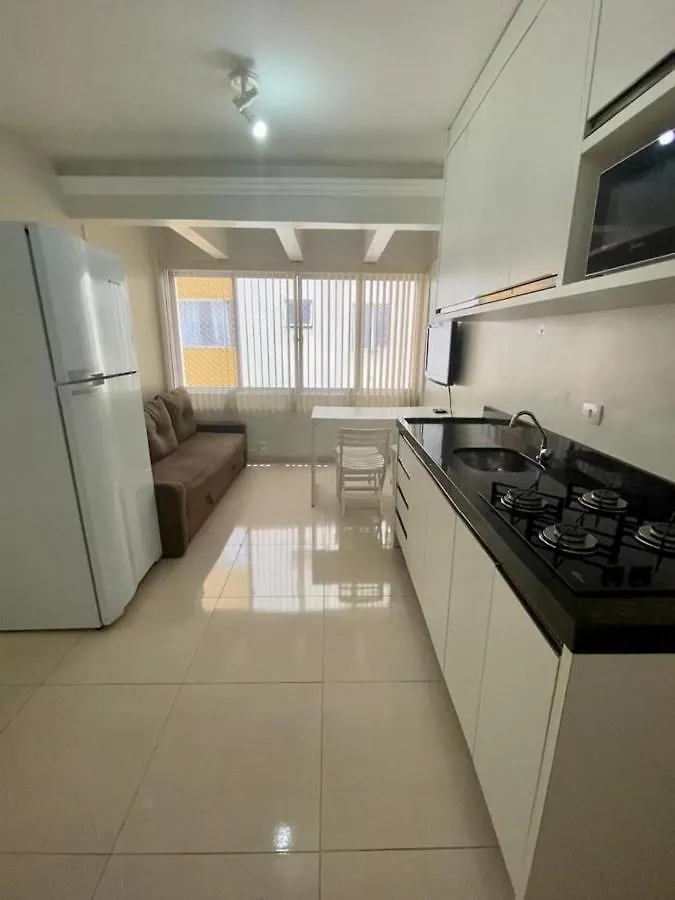 Ca02- Quadra Do Mar No Calcadao Da Praia Central - Garagem Balneario Camboriu Brazil